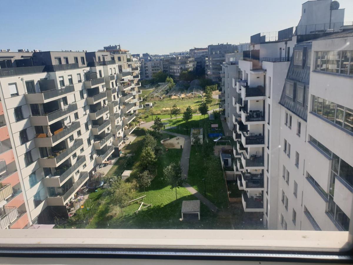 Cozy Bright Penthouse Close To U1 And U6 Metros Wenen Buitenkant foto