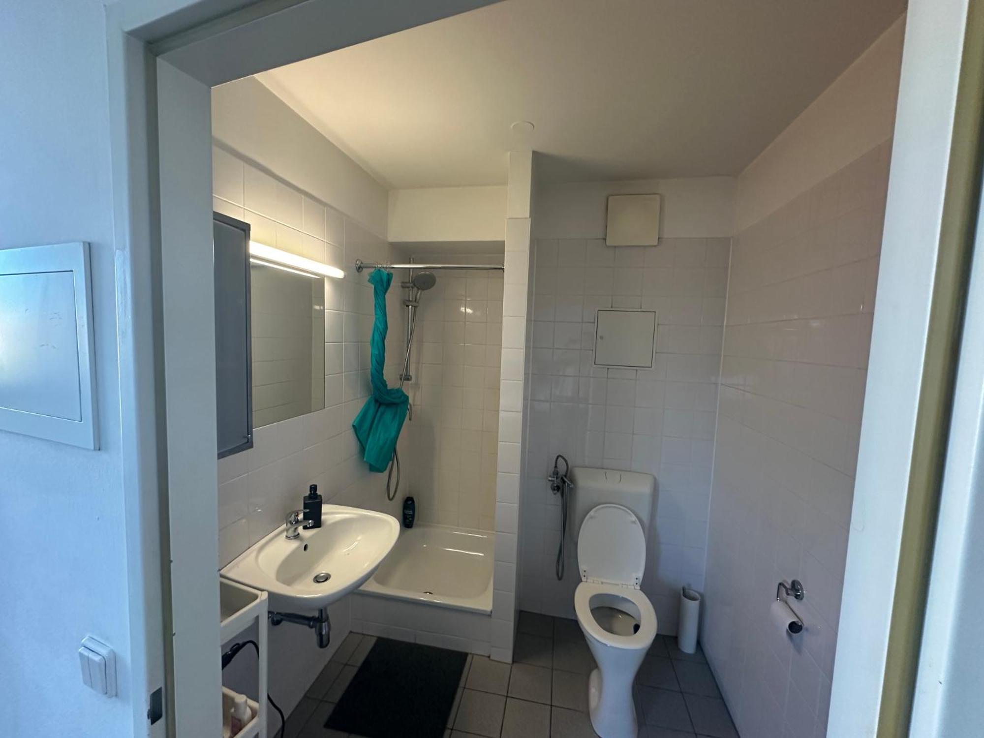Cozy Bright Penthouse Close To U1 And U6 Metros Wenen Buitenkant foto