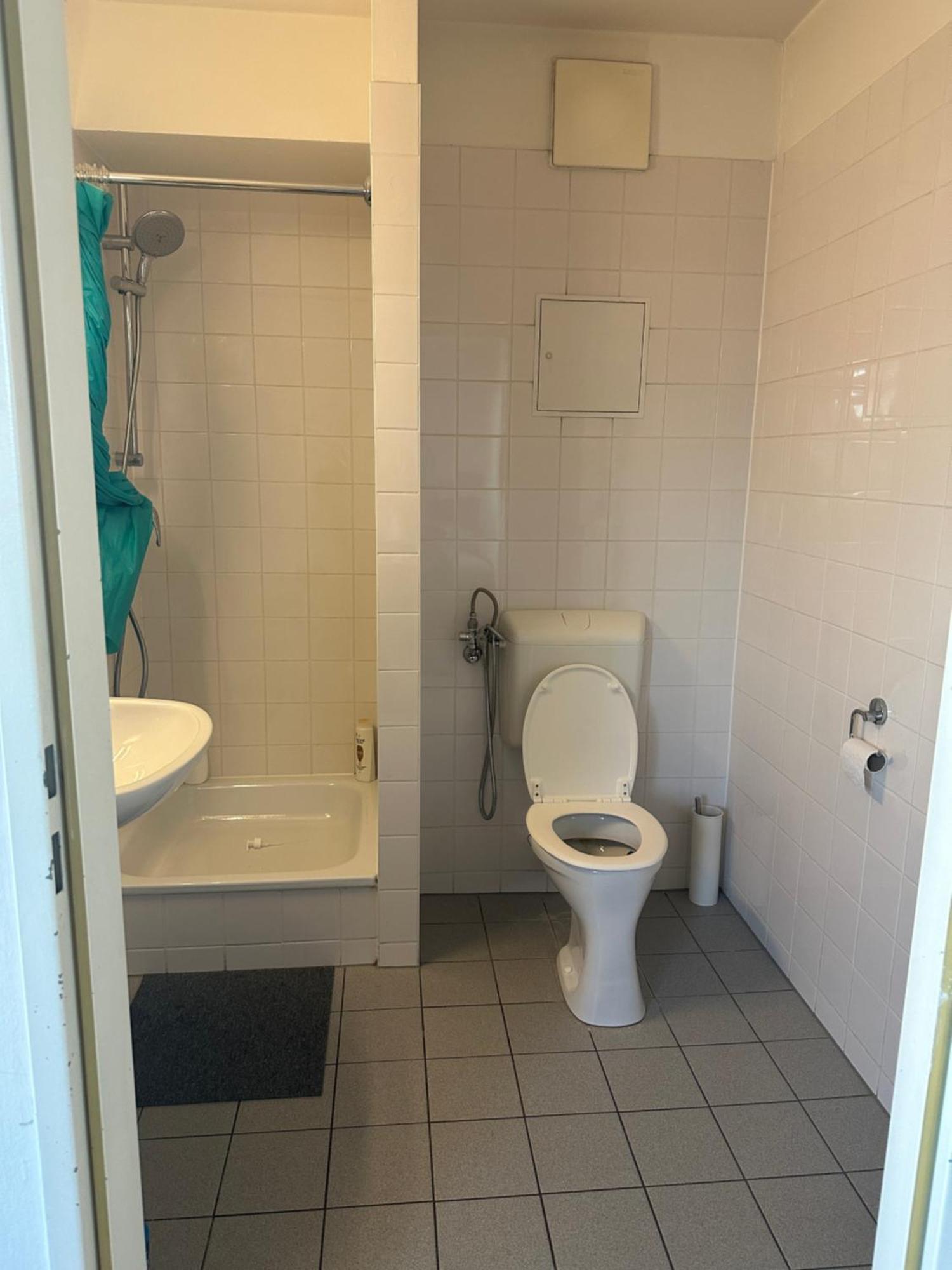 Cozy Bright Penthouse Close To U1 And U6 Metros Wenen Buitenkant foto